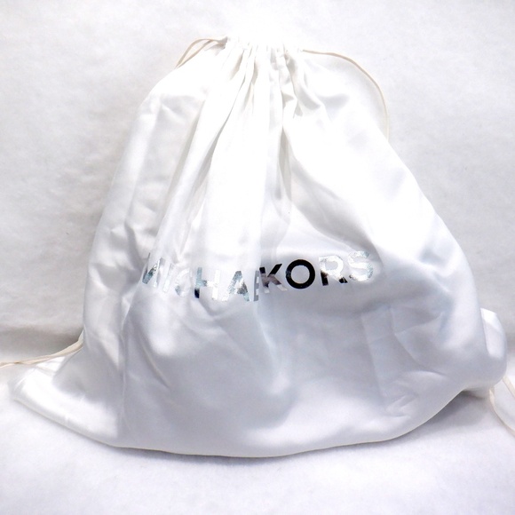 MICHAEL KORS Small Camera Bag Crossbody NWT - Picture 11 of 11